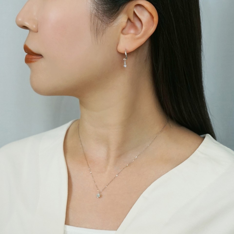 AVALANCHE14k ダイヤモンドスクエアピアス ➕k14wgダイヤピアス 楽天市場】ダイヤモンド ピアス（金の純度K14）（レディース