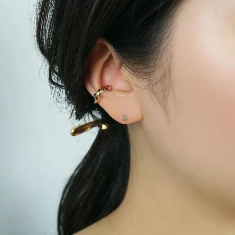 ジェンダーレスなセカンドピアス | | ショップブログ | 町田東急